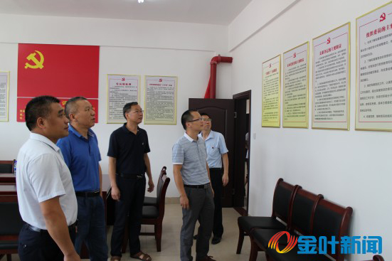 區(qū)直機(jī)關(guān)黨工委調(diào)研煙廠照片（0604下午） (1).jpg